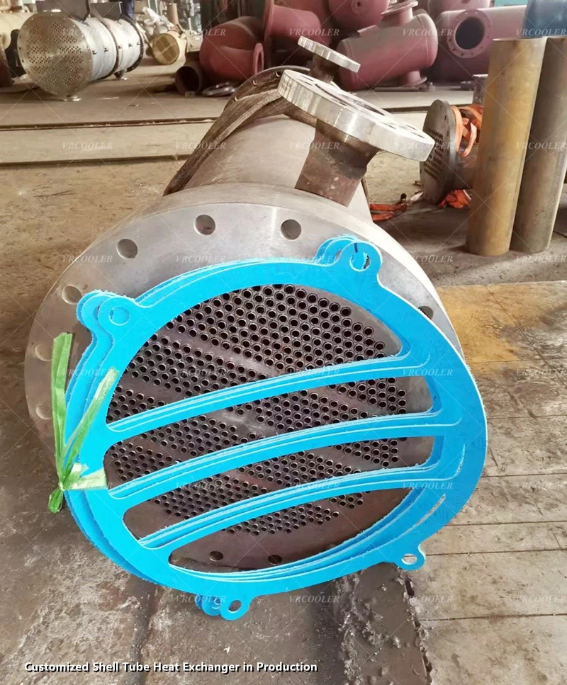 Customized Shell Tube Heat Exchanger in Production Customized Shell Tube Heat Exchanger in Production
